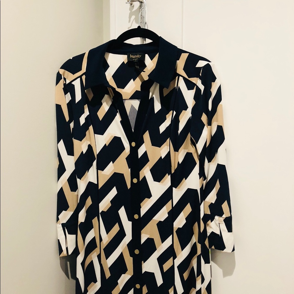 Laundry by Shelli Segal dress. - Picture 4 of 8
